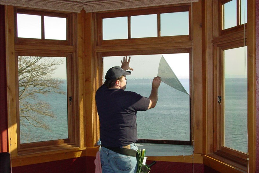 Window Tinting vs. Curtains: Which is Best for Privacy in Miami?